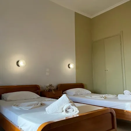 Papadatos Apts With Amazing View - 5mins From The شقة