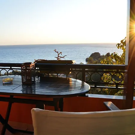 Apartment Papadatos Apts With Amazing View - 5mins From The