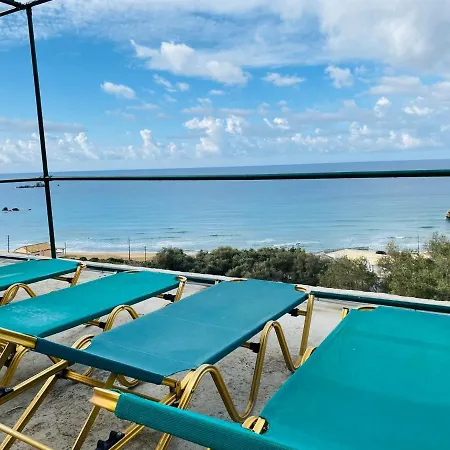Papadatos Apts With Amazing View - 5mins From The