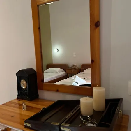 Papadatos Apts With Amazing View - 5mins From The Apartman Kontogialos