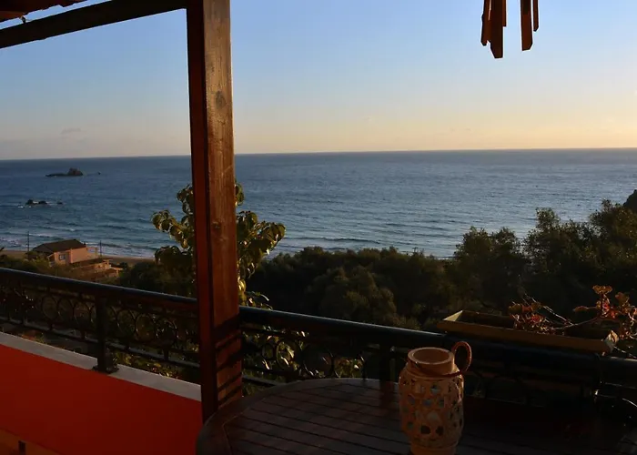 Papadatos Apts With Amazing View - 5mins From The *