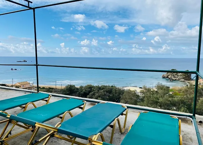 Papadatos Apts With Amazing View - 5mins From The *