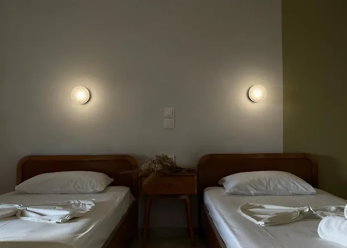 Papadatos Apts With Amazing View - 5mins From The
