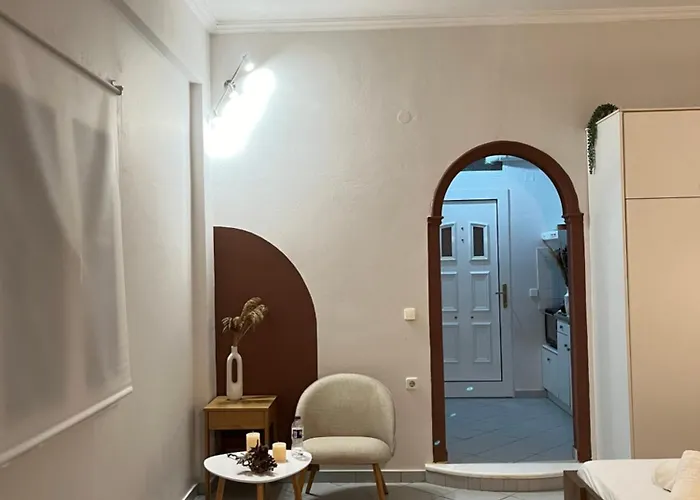 Apartman Papadatos Apts With Amazing View - 5mins From The *