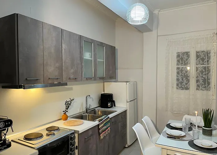 Papadatos Apts With Amazing View - 5mins From The Apartman Kontogialos