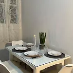 Papadatos Apts With Amazing View - 5mins From The *