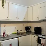 Papadatos Apts With Amazing View - 5mins From The *