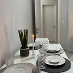 דירה Papadatos Apts With Amazing View - 5mins From The