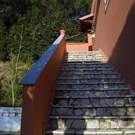 Papadatos Apts With Amazing View - 5mins From The Lägenhet